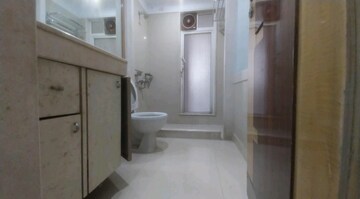 Bathroom in 3 BHK Apartment at Hiranandani Meadows, Manpada – for Rent