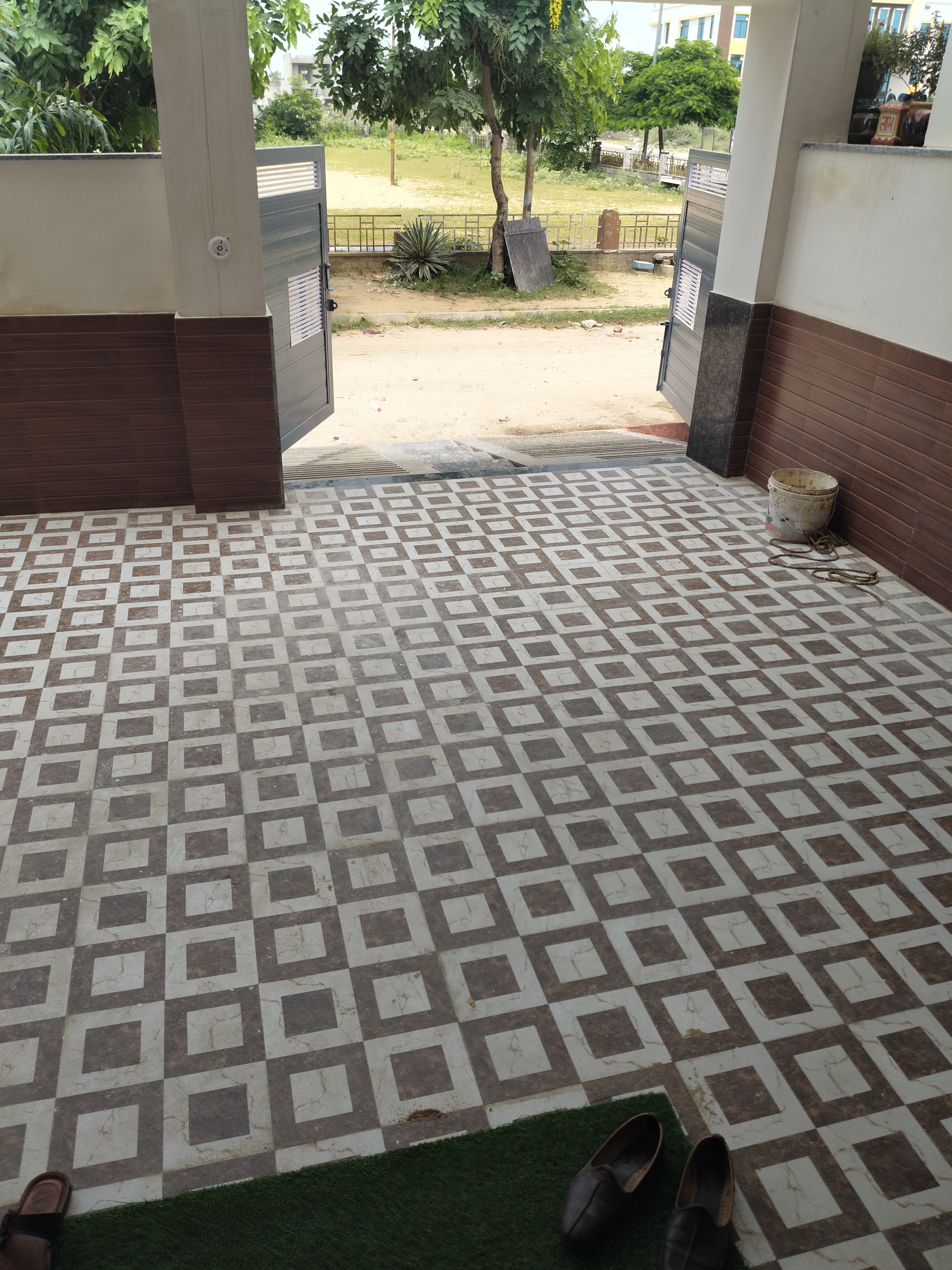 3 BHK + Pooja Room,Servant Room,Study Room,Extra Room Independent House For Sale in Ansal Sushant City II