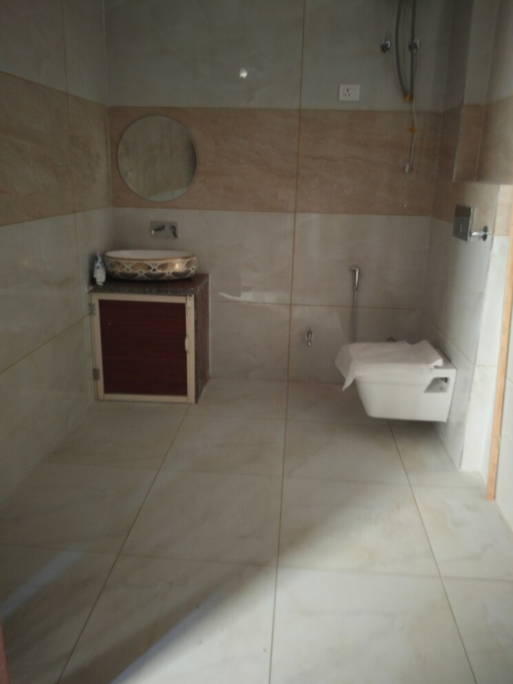 Bathroom, ansal-sushant-city-ii 3 Bedroom 2700 Sq.Ft. Independent House In Kalwar Road Jaipur 9056751