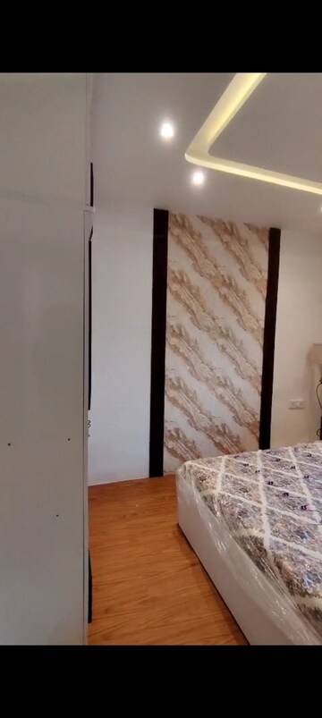 Room in 1 BHK Apartment at Bandra West – for Rent