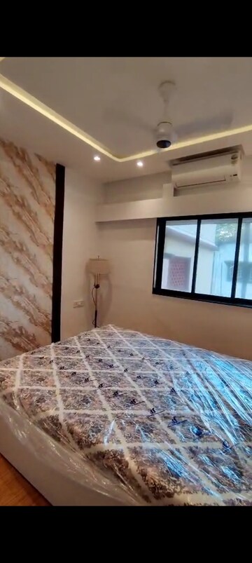 Room in 1 BHK Apartment at Bandra West – for Rent