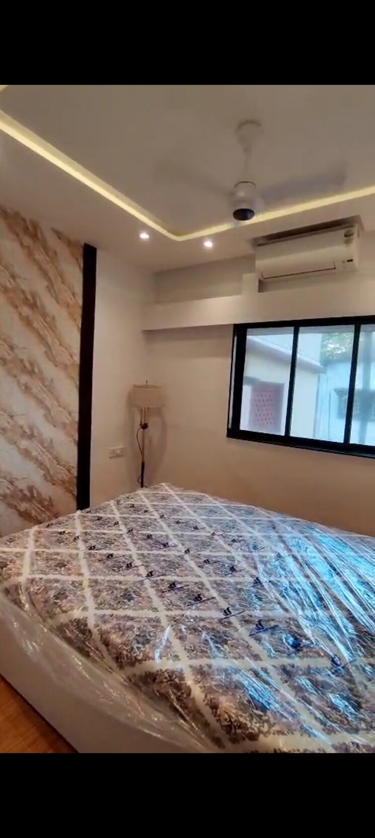 Room, bandra west 1 Bedroom 500 Sq.Ft. Apartment In Bandra West Mumbai 9056769