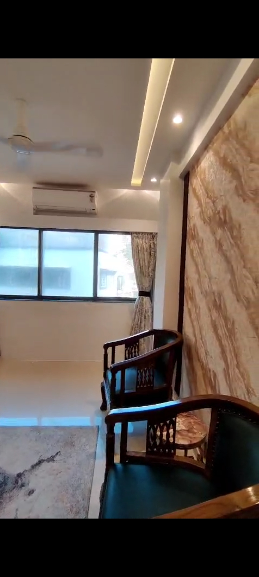 1 BHK + Study Room Apartment For Rent in Goggerd Park Bandra West 