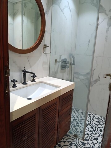 Bathroom in 3 BHK Apartment at Prabhadevi CHS, Prabhadevi – for Rent
