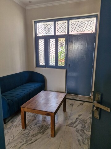 1 BHK Builder Floor For Rent in DLF Atria, Dlf Phase ii