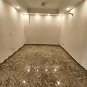 Room in 4 BHK Builder Floor at Greater Kailash I – for Sale