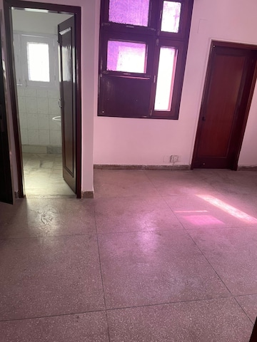 Room in 2 BHK Apartment at Supertech Ecovillage II, Sector 16b Greater Noida – for Rent