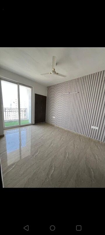 Room in 2 BHK Apartment at Sector 75 – for Rent