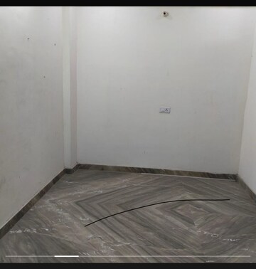 2 BHK Apartment For Rent in Ajnara Homes, Sector 16b Greater Noida