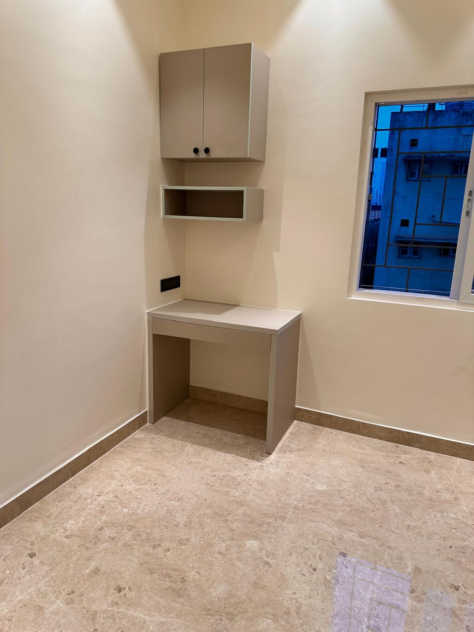 3.5 BHK + Servant Room Apartment For Rent in Keya Spring