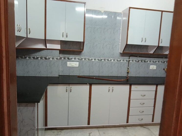 Kitchen, nehru enclave 3 Bedroom 1800 Sq.Ft. Builder Floor In Nehru Enclave Delhi 9056984