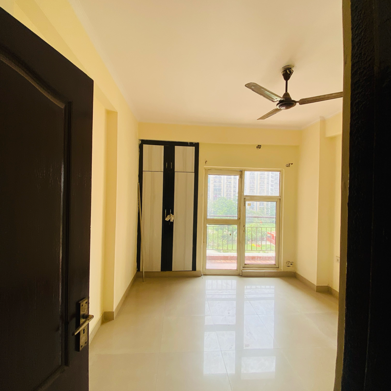 3 BHK Apartment For Rent in Aims Golf Avenue II