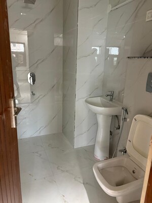 3 BHK Builder Floor For Sale in Sector 84