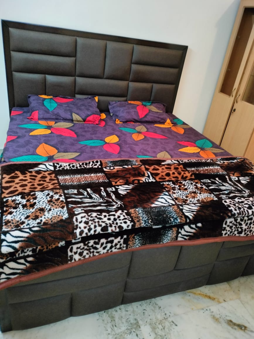 1.5 BHK Builder Floor For Rent in Juhu