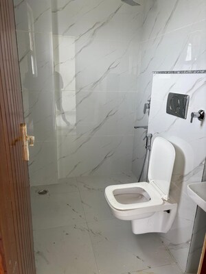 Bathroom in 3 BHK Builder Floor at Sector 84 – for Sale