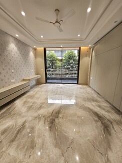 3 BHK Apartment For Sale in Parker White Lily