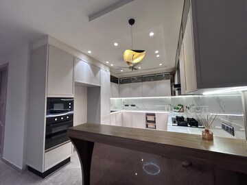 Kitchen in 4 BHK Builder Floor at Dlf Phase I – for Rent