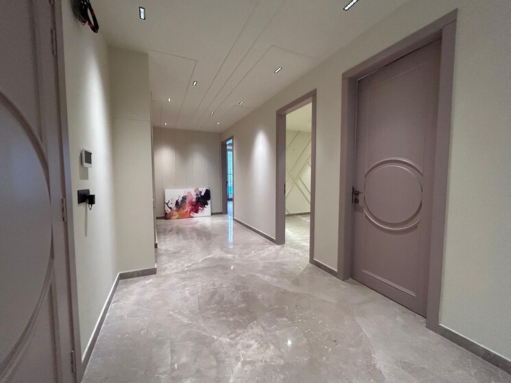 Room, dlf phase i 4 Bedroom 300 Sq.Yd. Builder Floor In Dlf Phase I Gurgaon 9057144