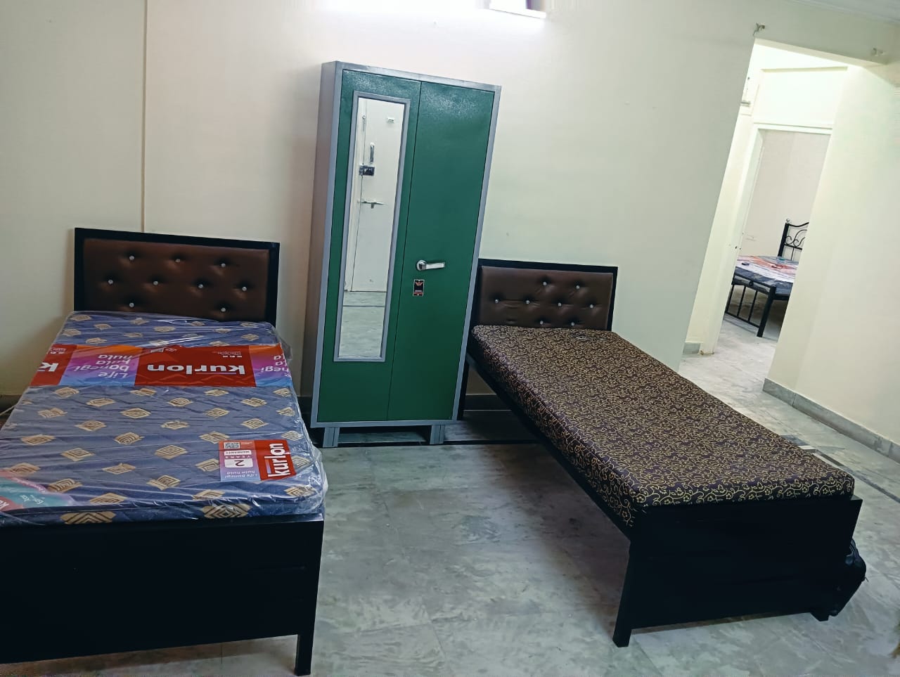 Pg For Rent in R K Properties 