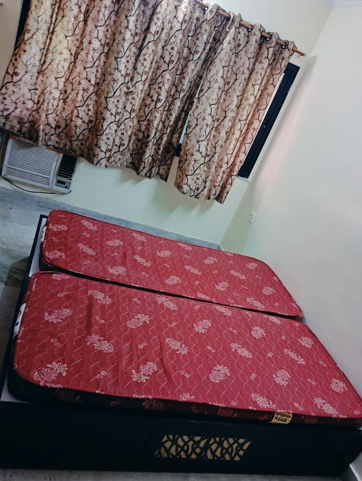 Bedroom, powai Pg For Boys & Girls In Powai 9057148