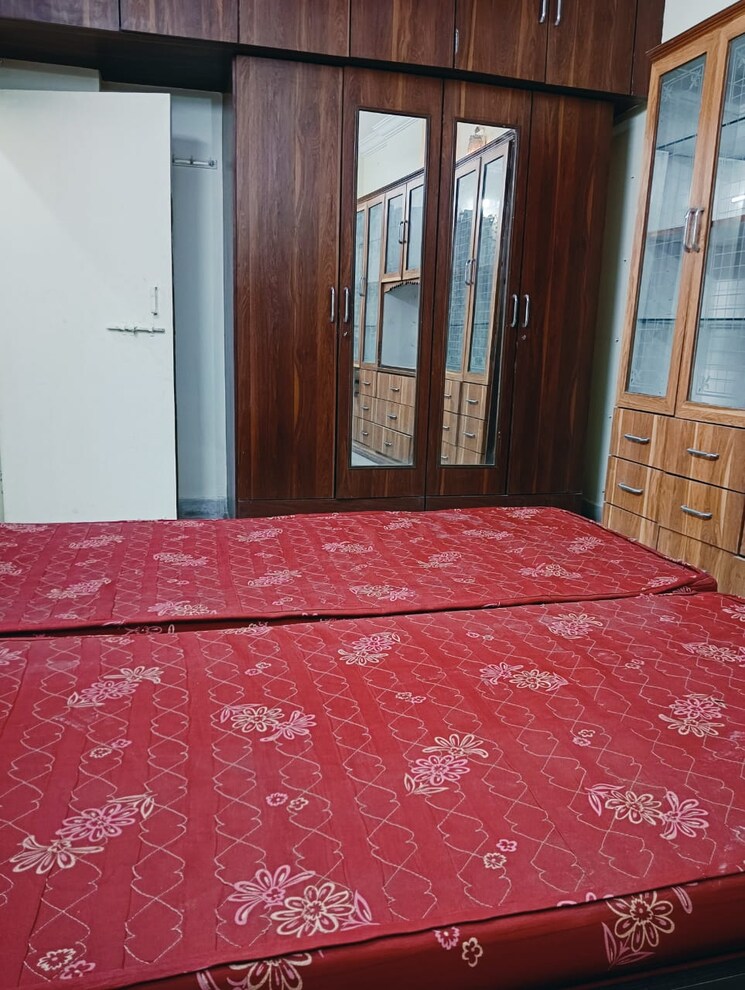 Room, powai Pg For Boys & Girls In Powai 9057148