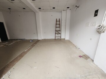 Room in  Shop at Sahastradhara Road – for Rent