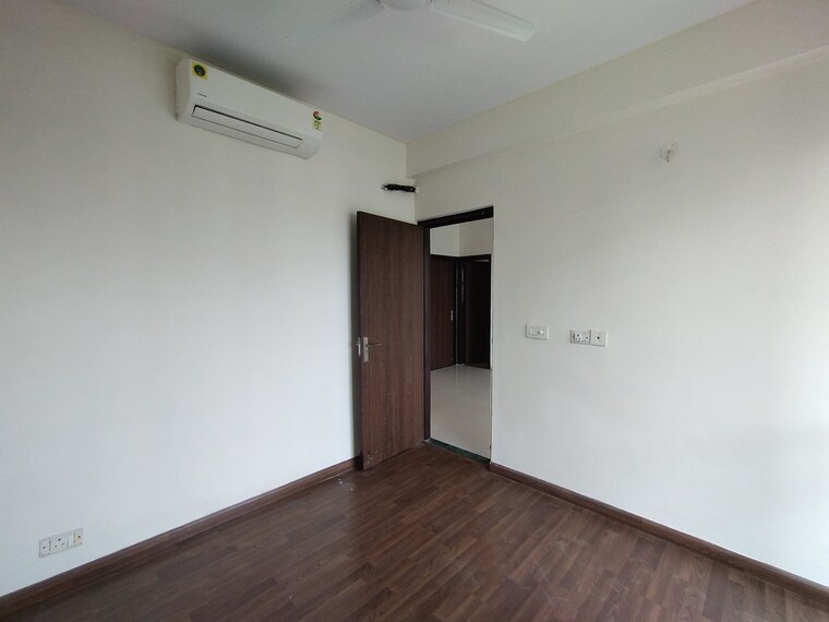 Room, bptp-parkland-pride 3 Bedroom 1103 Sq.Ft. Builder Floor In Sector 77 Faridabad 9057147