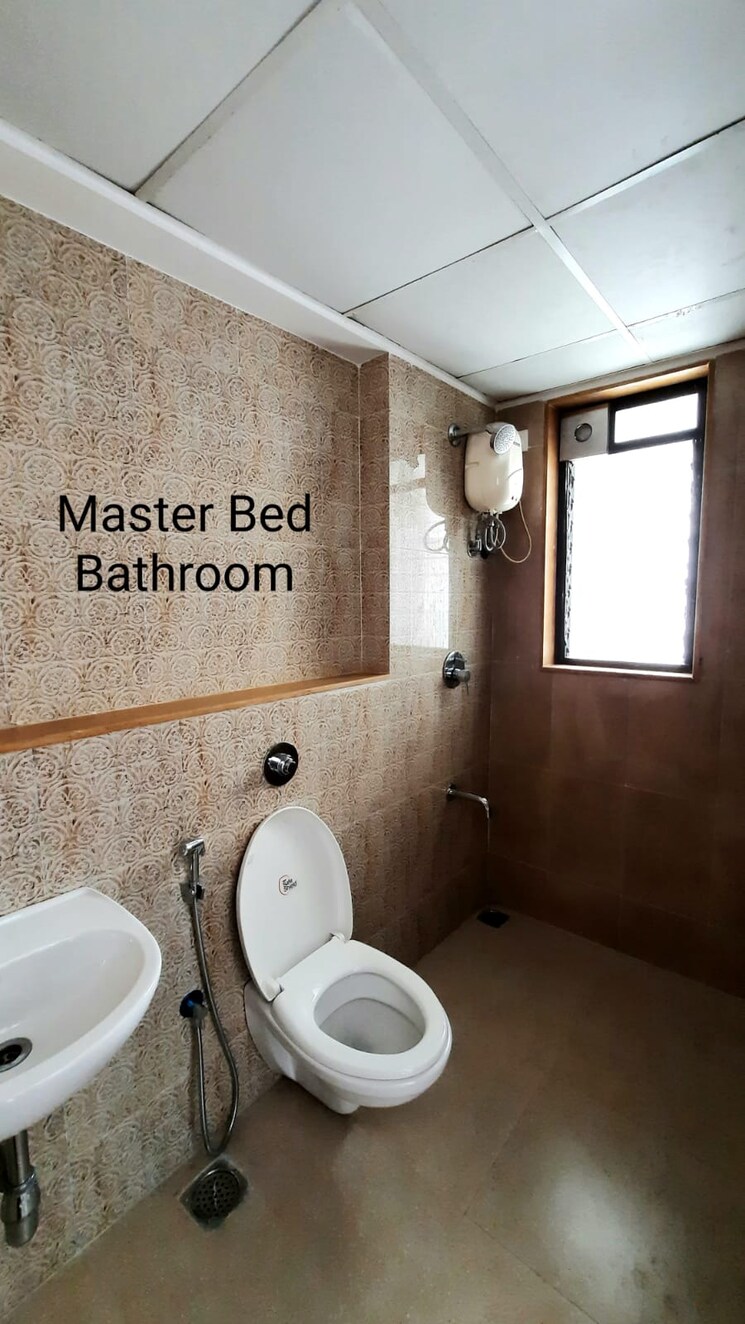 Bathroom, dombivli east 1.5 Bedroom 868 Sq.Ft. Apartment In Dombivli East Thane 9057143