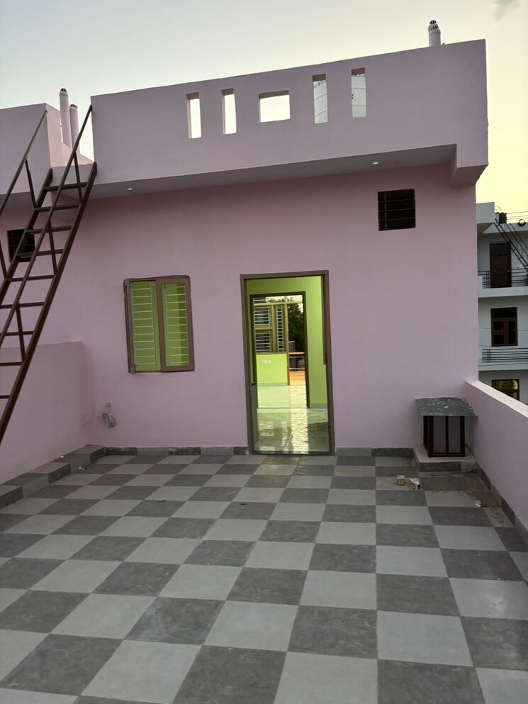 Terrace, jaipur ajmer express highway 3 Bedroom 100 Sq.Yd. Villa In Jaipur Ajmer Express Highway Jaipur 9057174