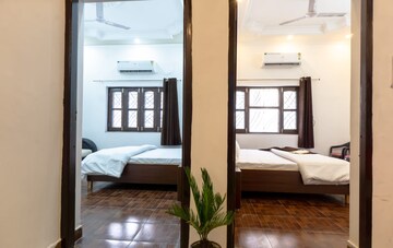 Room in 6+ BHK Villa at Sahastradhara Road – for Rent