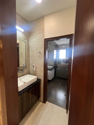 Bathroom in 3 BHK Apartment at Central Park I, Sector 42 – for Sale