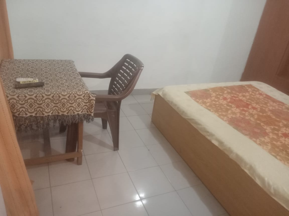 2 BHK Apartment For Rent in Gaur City-2