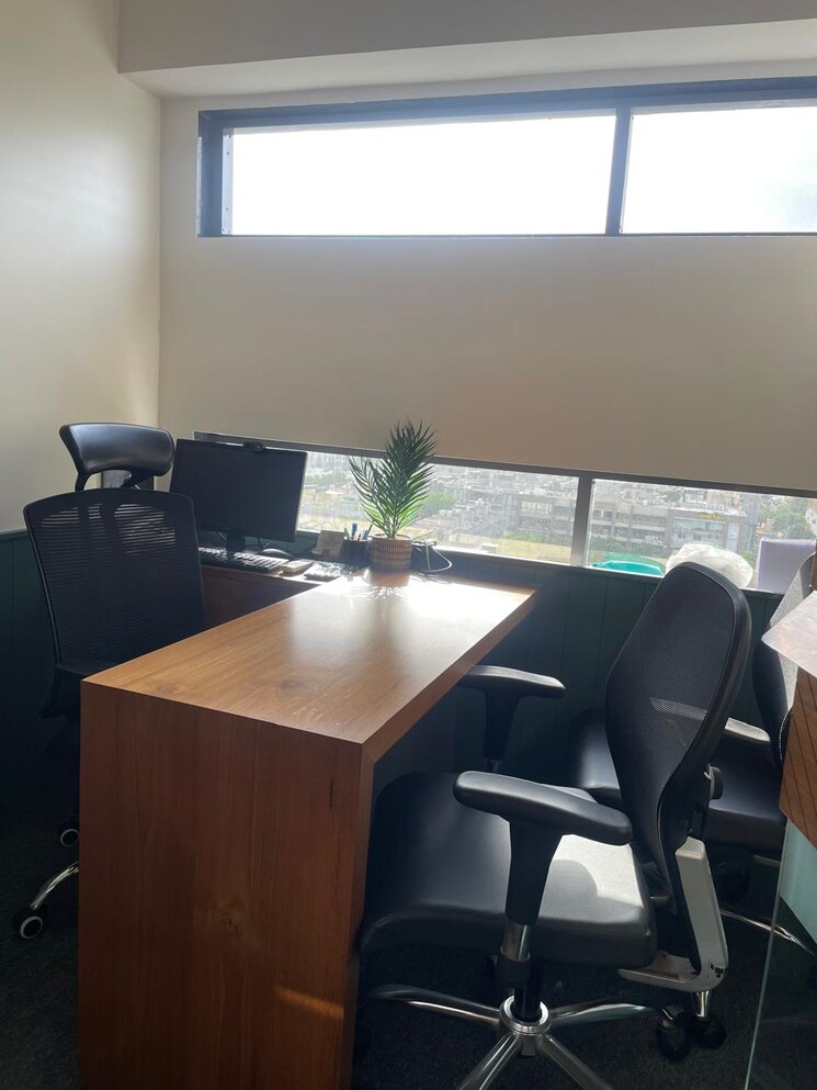 Team Area, science city Commercial Office Space 1803 Sq.Ft. In Science City Ahmedabad 9057318