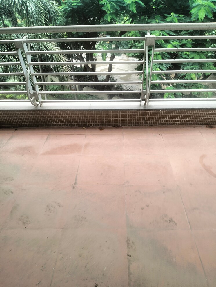 Balcony, raheja-gardens 1 Bedroom 555 Sq.Ft. Apartment In Wanwadi Pune 9057337