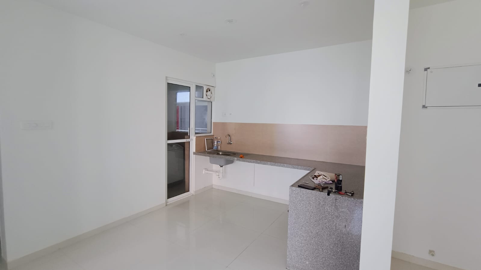 2 BHK + Pooja Room,Servant Room,Extra Room Apartment For Rent in Rohan Ananta