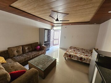 Living Room in 1 BHK Builder Floor at Pir Machalla – for Rent