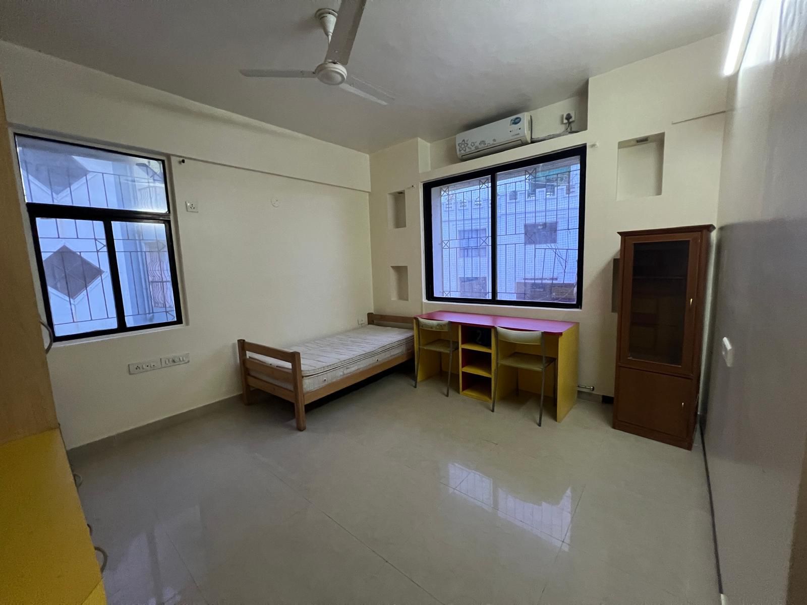 1 BHK Apartment For Sale in Emerald CHS Borivali