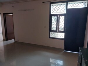 Room in 2 BHK Apartment at Mahagun Mahagunpuram, Shastri Nagar – for Sale