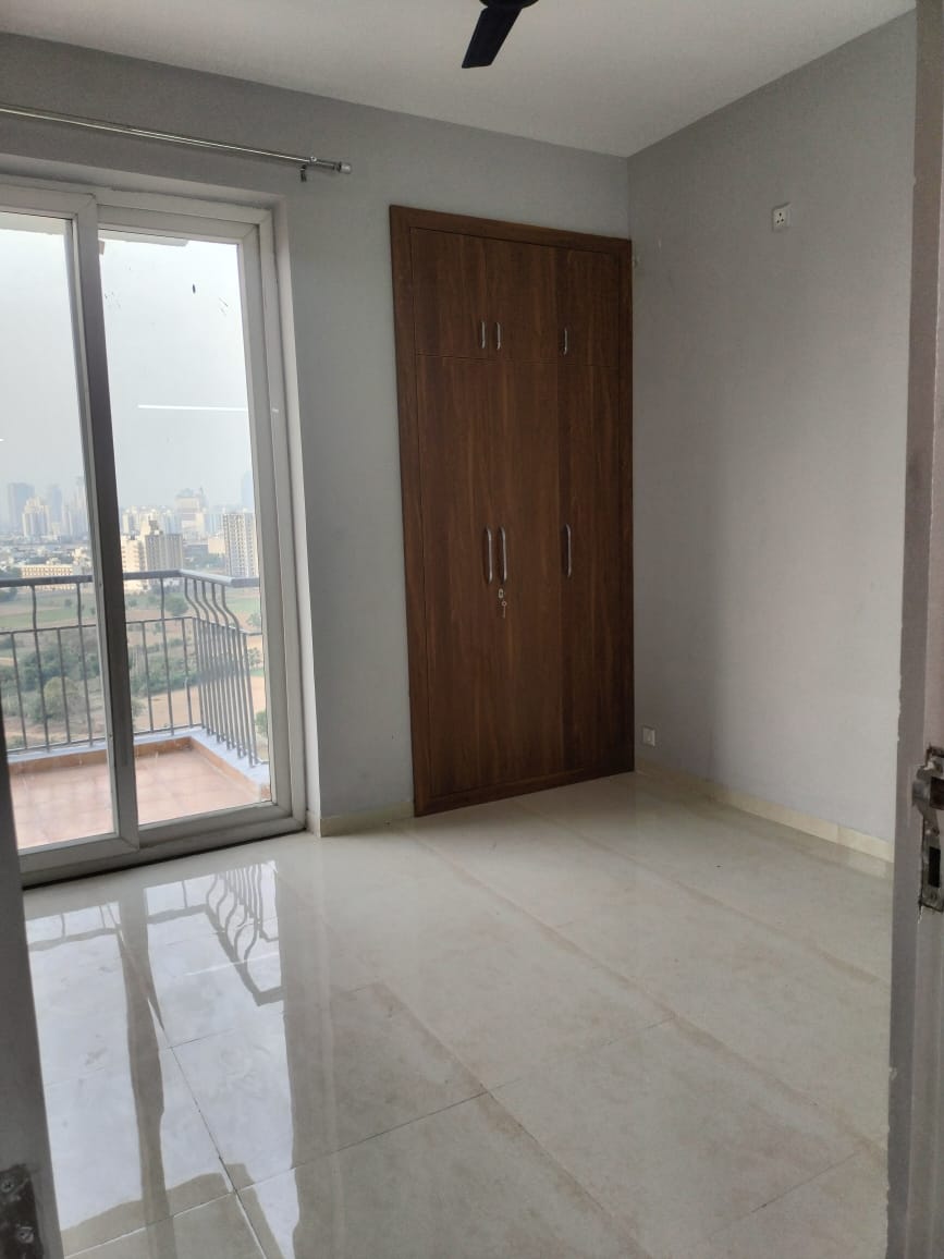3 BHK + Study Room Apartment For Rent in Tulip Yellow