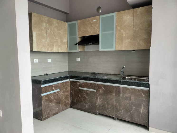 Kitchen, tulip-yellow 3 Bedroom 1704 Sq.Ft. Apartment In Sector 69 Gurgaon 9057491