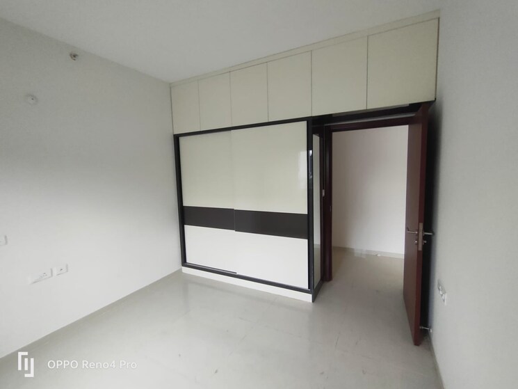 Room, lnt-raintree-boulevard 3 Bedroom 1930 Sq.Ft. Apartment In Hebbal Bangalore 9057474