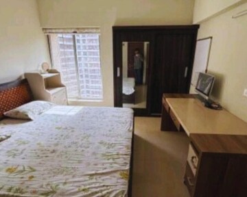 Bedroom in 3 BHK Apartment at Kalpataru Hills, Manpada – for Rent