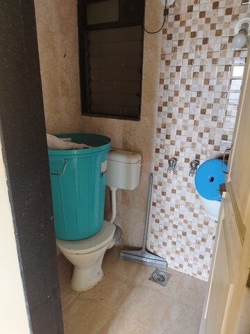 Bathroom in 1.5 BHK Apartment at Hubtown Greenwoods, Vartak Nagar – for Rent