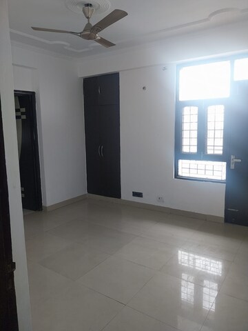 Room in 3 BHK Apartment at Viddhi Tower, Mahagunpuram – for Sale
