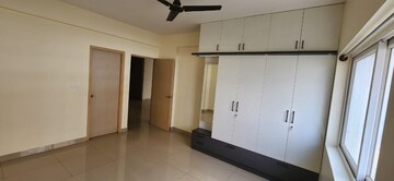 Room in 3 BHK Apartment at Mantri Webcity, Hennur – for Rent