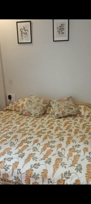 Bedroom in 2 BHK Builder Floor at Mussoorie Road – for Rent