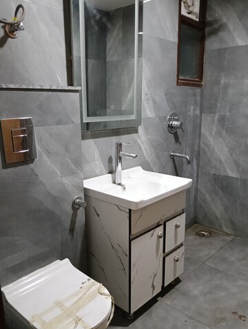 Bathroom in 4 BHK Builder Floor at Aali Village – for Sale