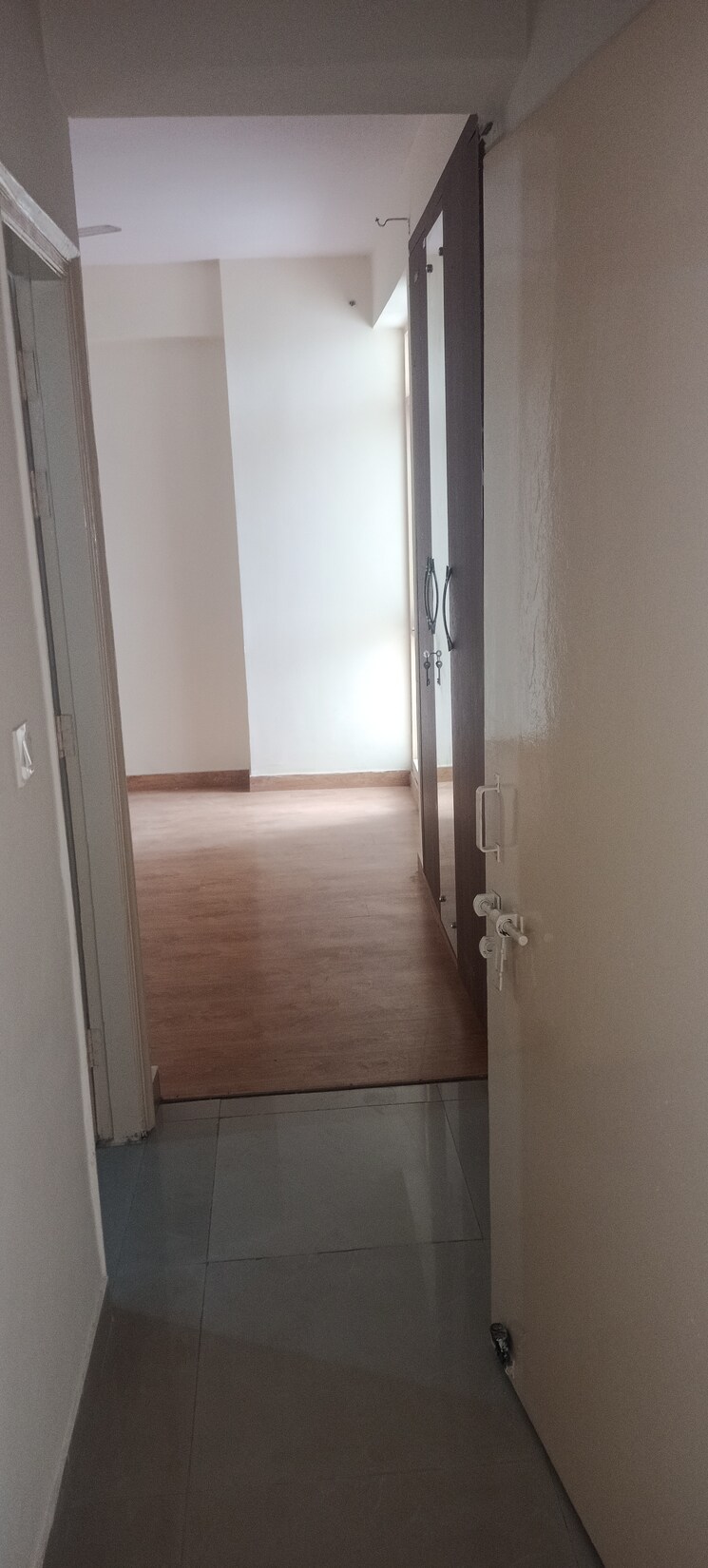 Room, ras-palm-residency 2 Bedroom 1240 Sq.Ft. Apartment In Sector 76 Faridabad 9057573