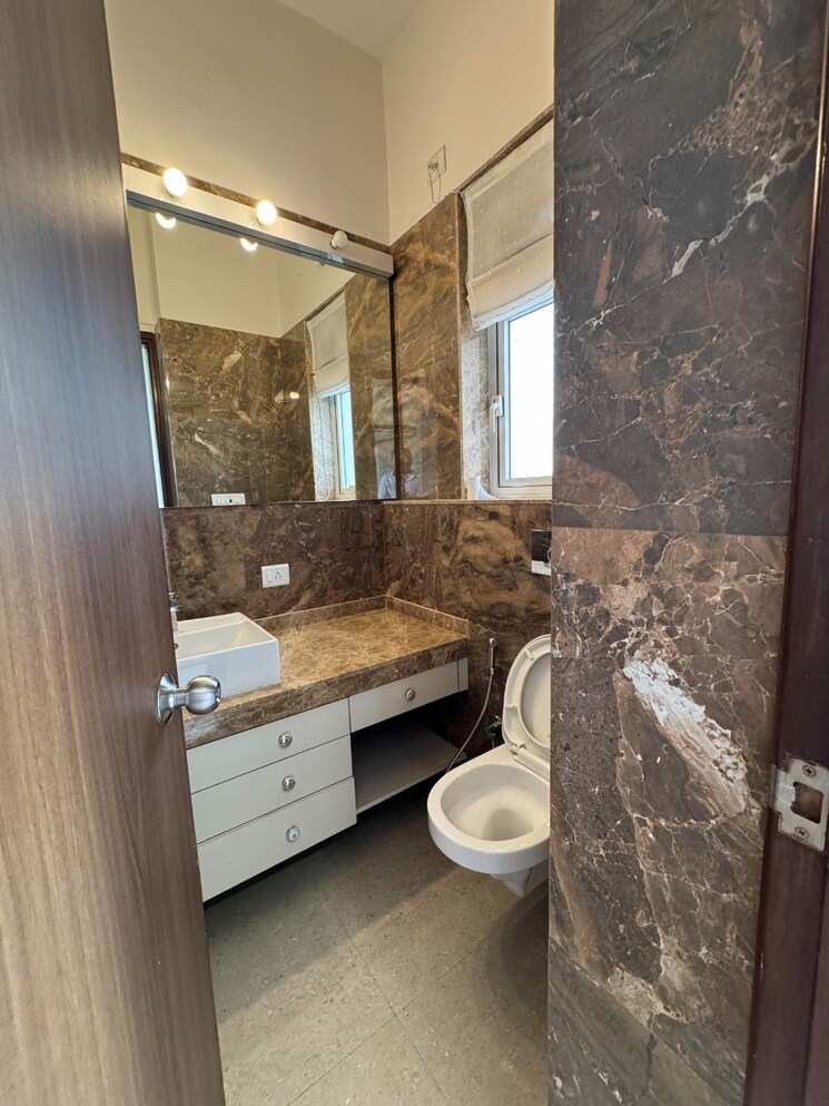 Kitchen, lokhandwala-zahra 3 Bedroom 1600 Sq.Ft. Apartment In Worli Mumbai 9057566