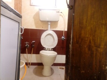 Bathroom in 2 BHK Apartment at Andheri West – for Sale